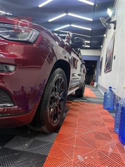 جیپ گراند شیرۆکی